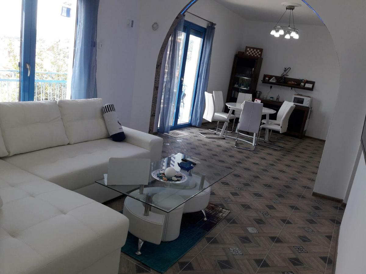 Island Apartment Kavala Esterno foto
